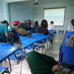 Parte dos fundos da Auto Escola Gralha Azul