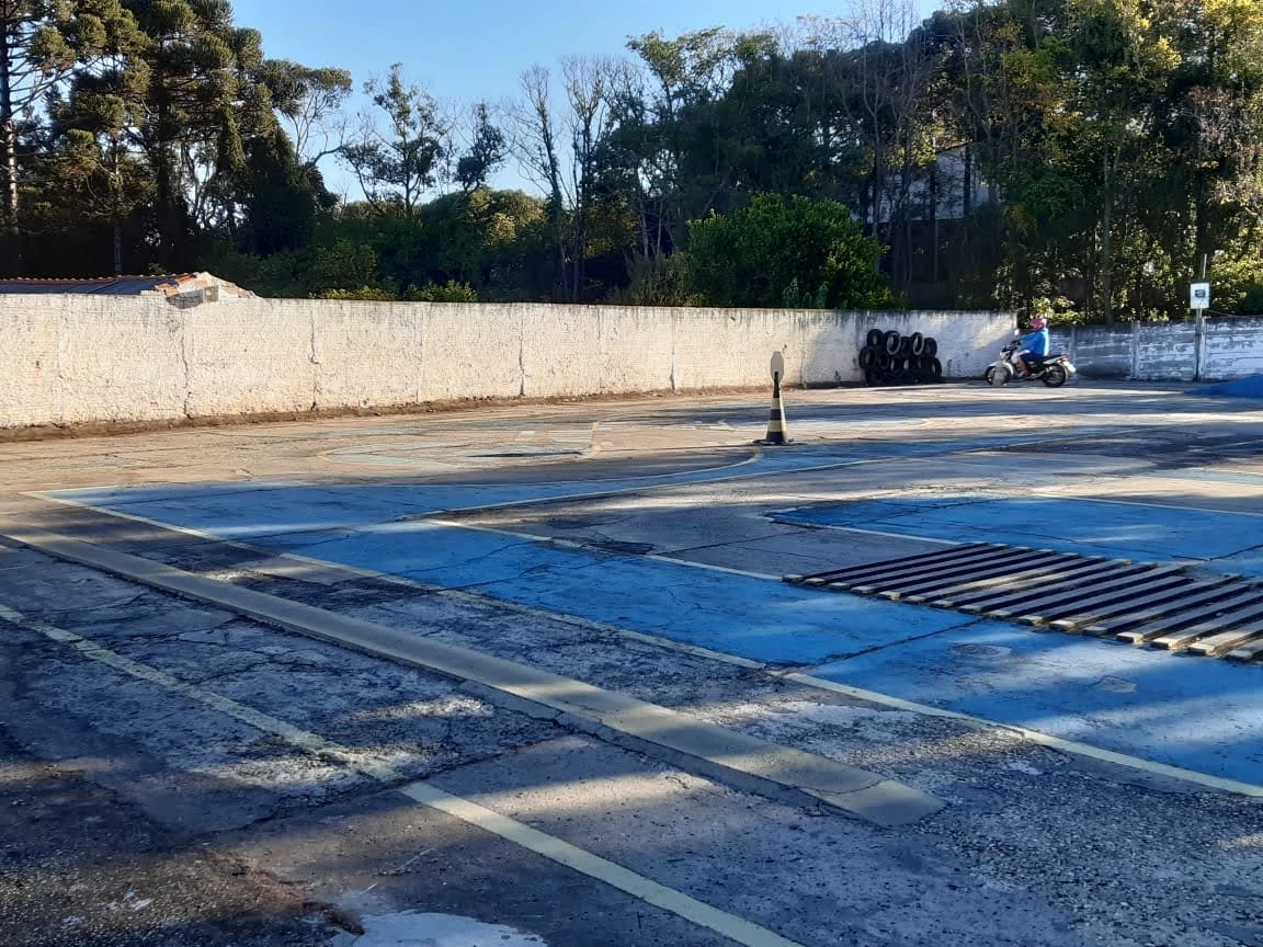 Imagem da parte interna da Pista de Aula Prática de Moto